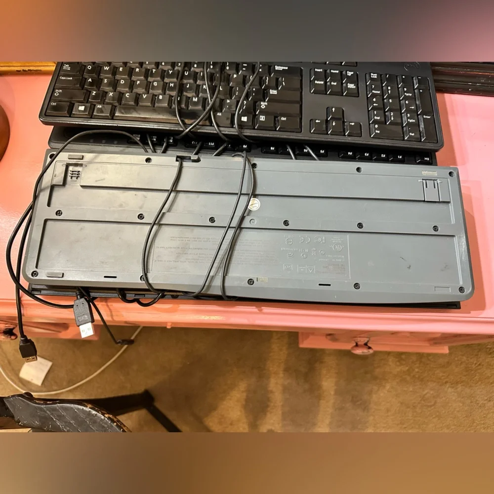 Black Wired Keyboard